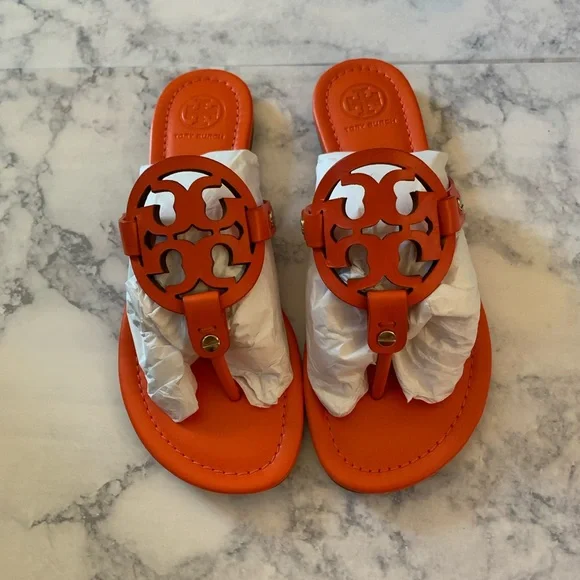 NIB! Tory Burch Miller Logo Sandals in Poppy Red - Picture 2 of 6